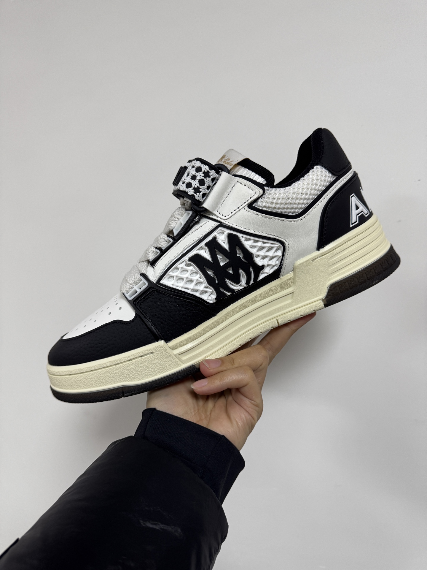 Amiri shoe