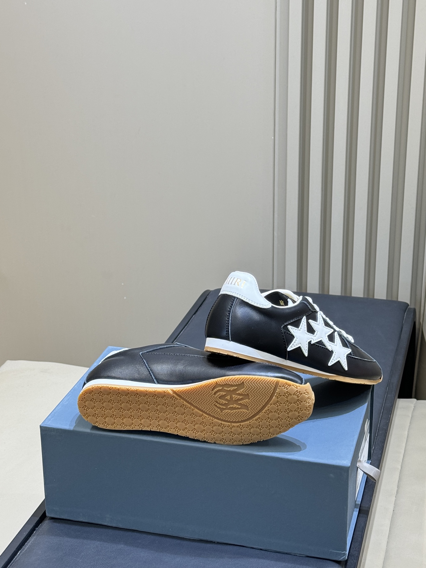 Amiri shoe