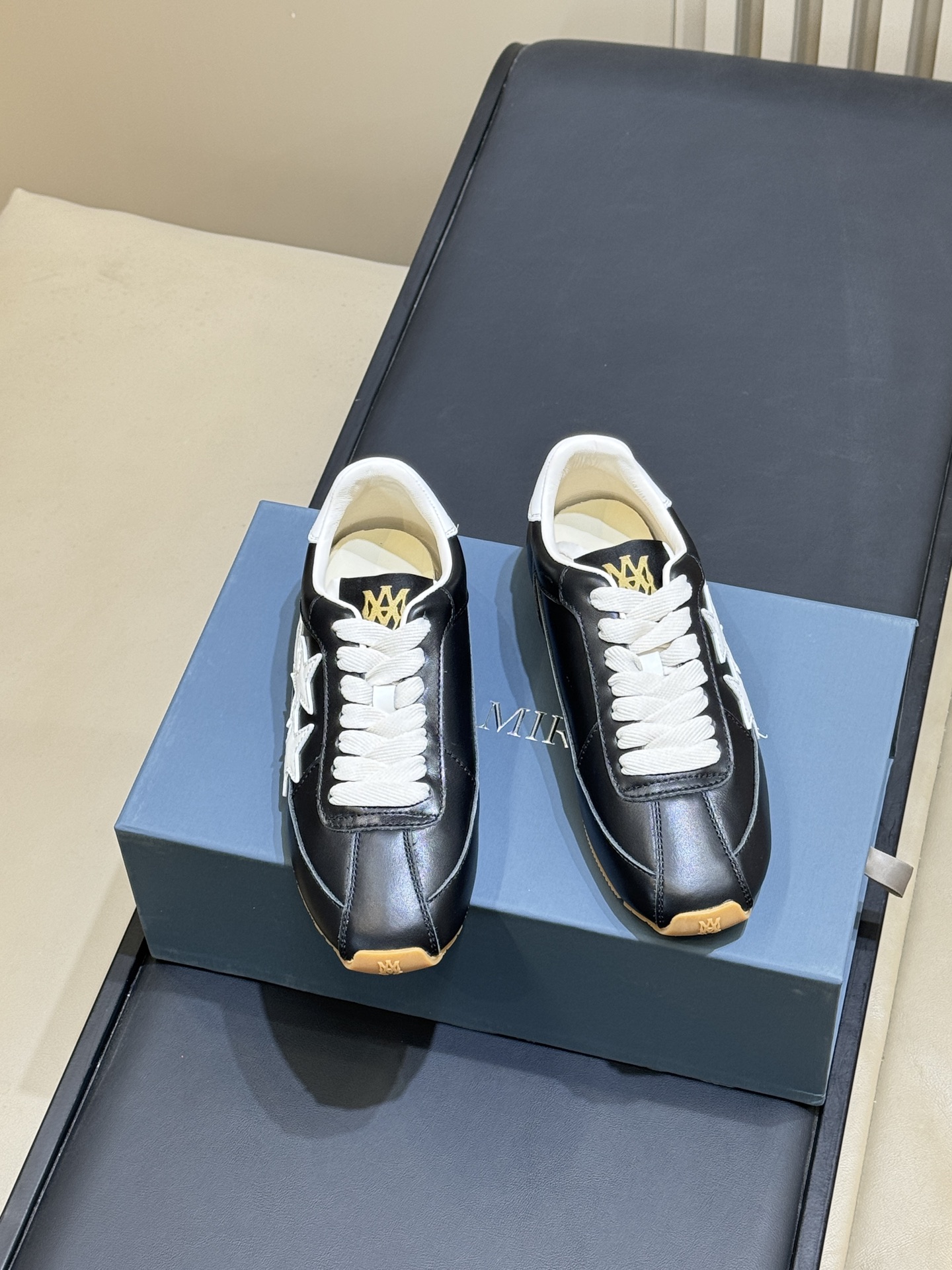 Amiri shoe