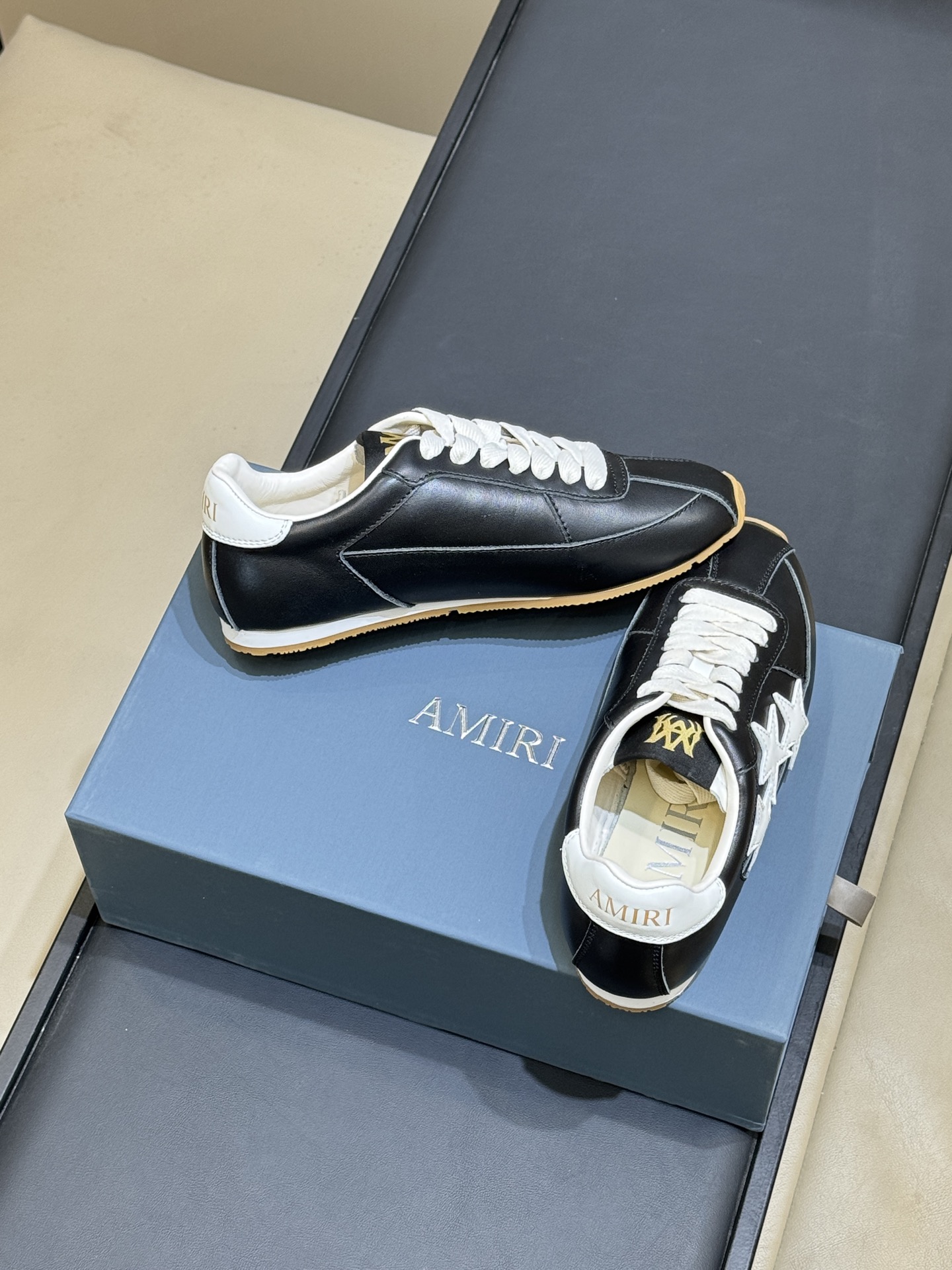 Amiri shoe