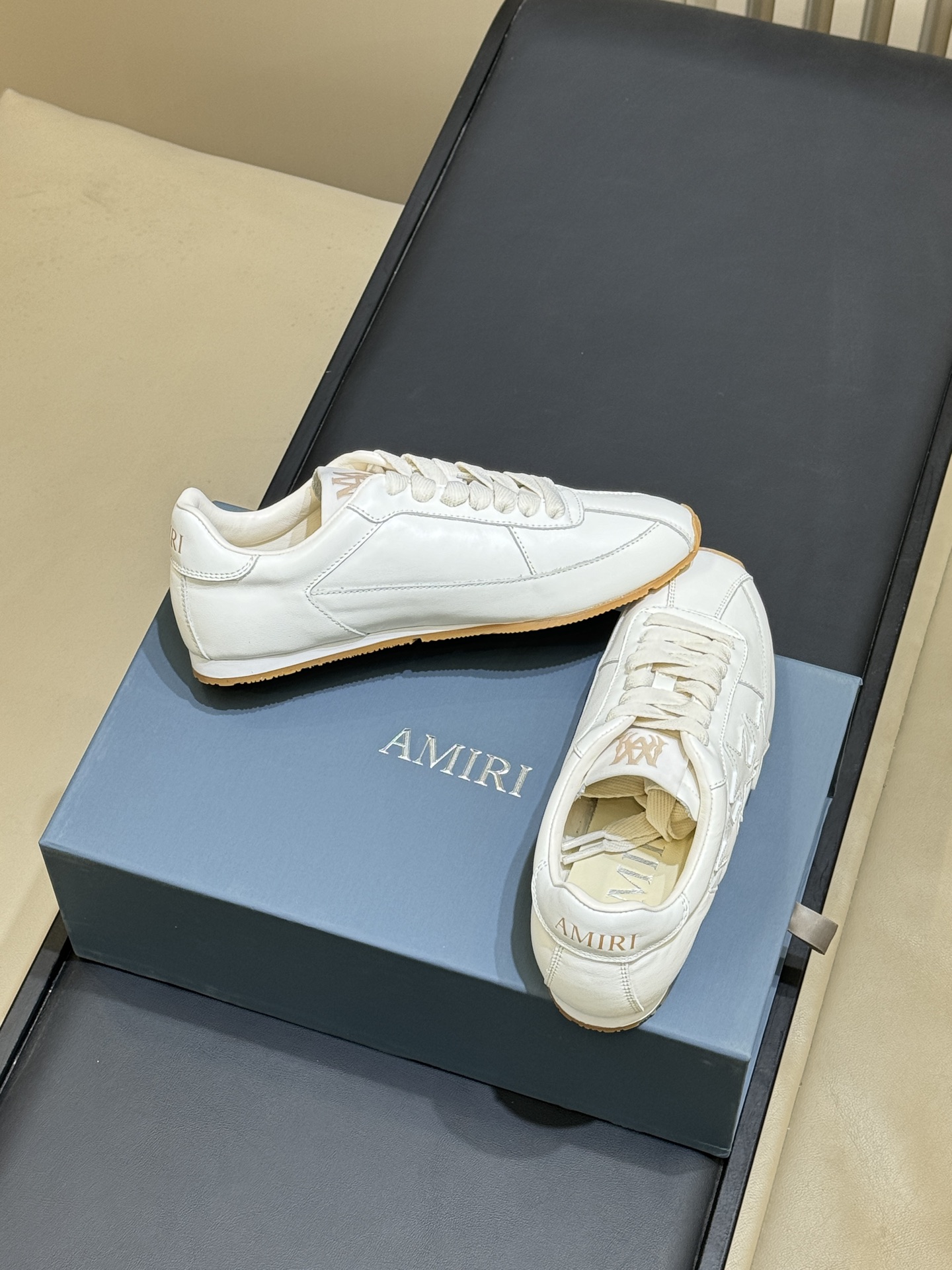 Amiri shoe