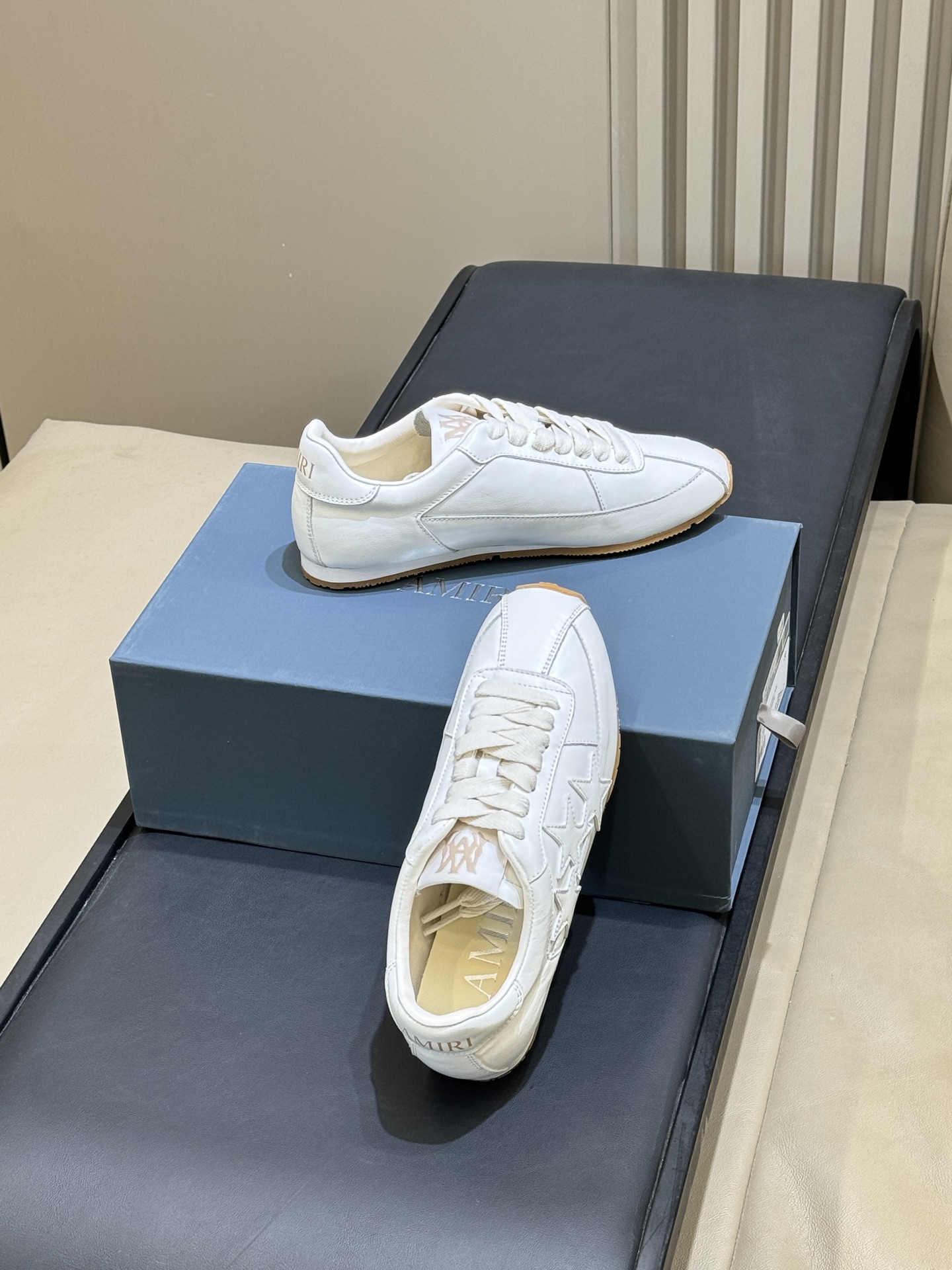 Amiri shoe