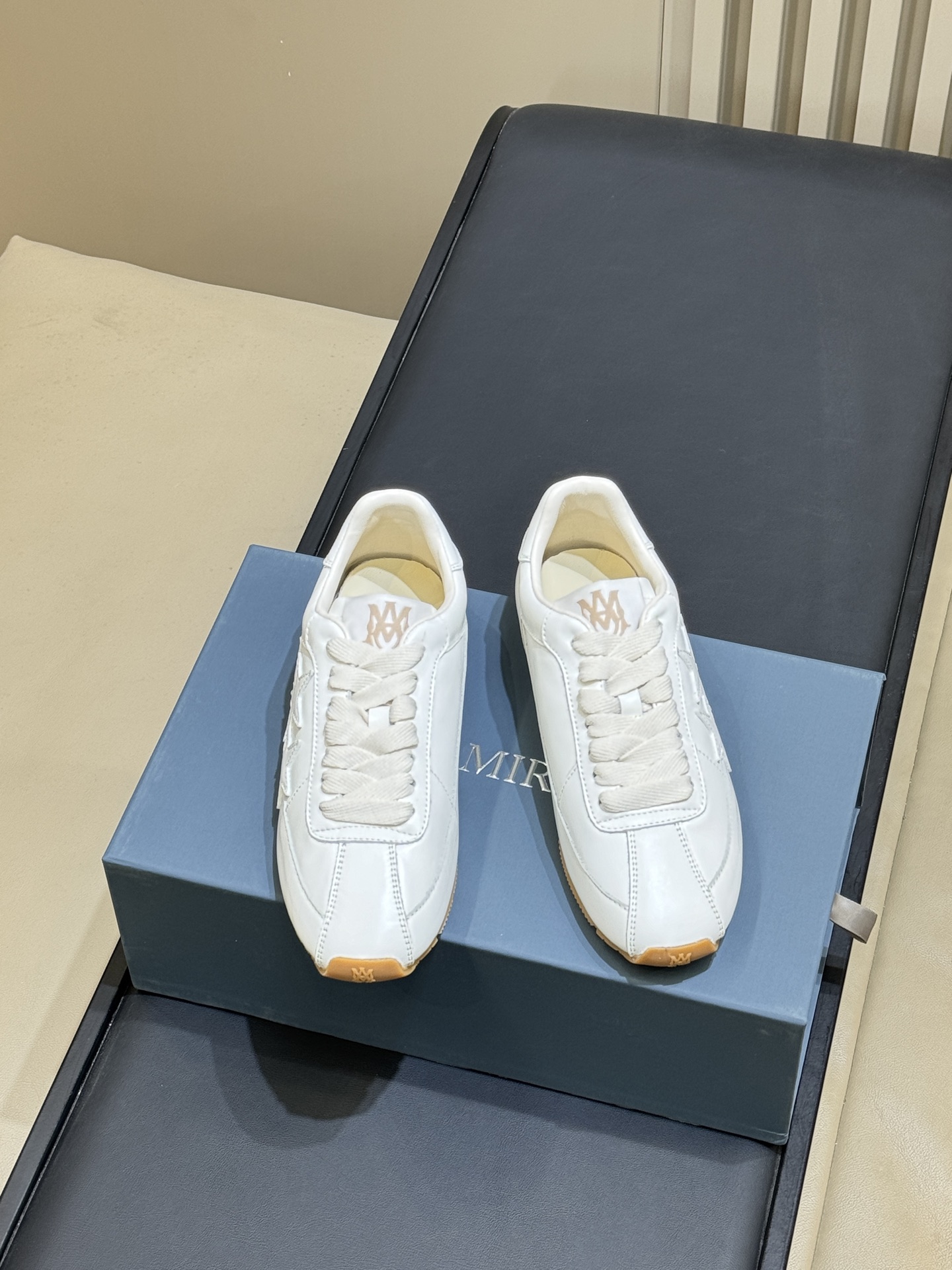 Amiri shoe