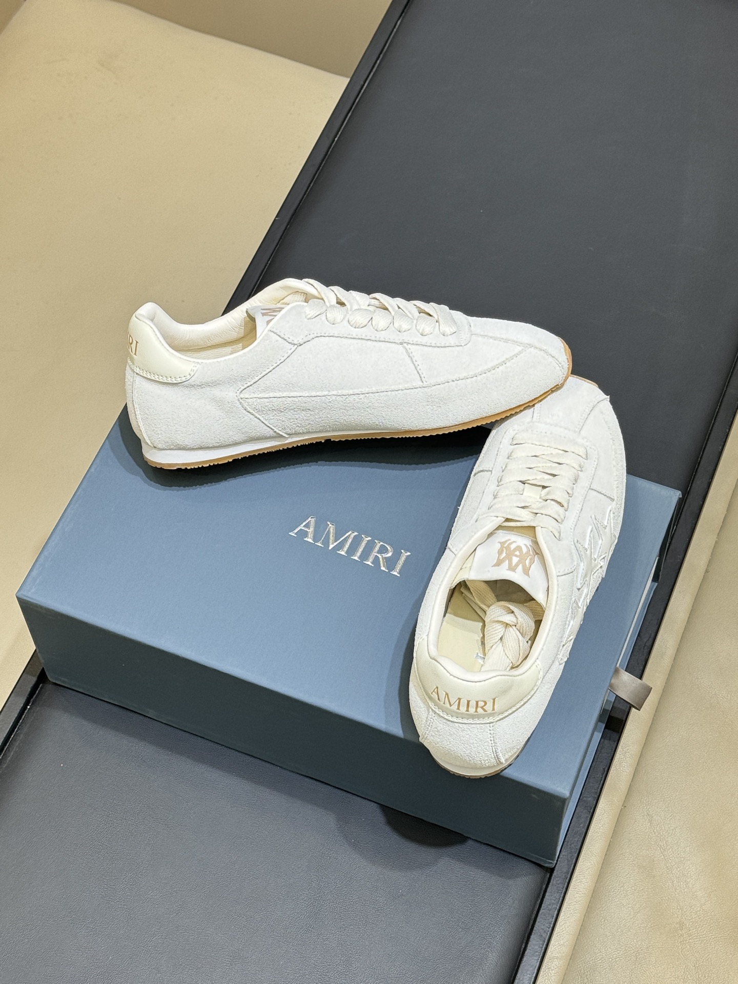 Amiri shoe