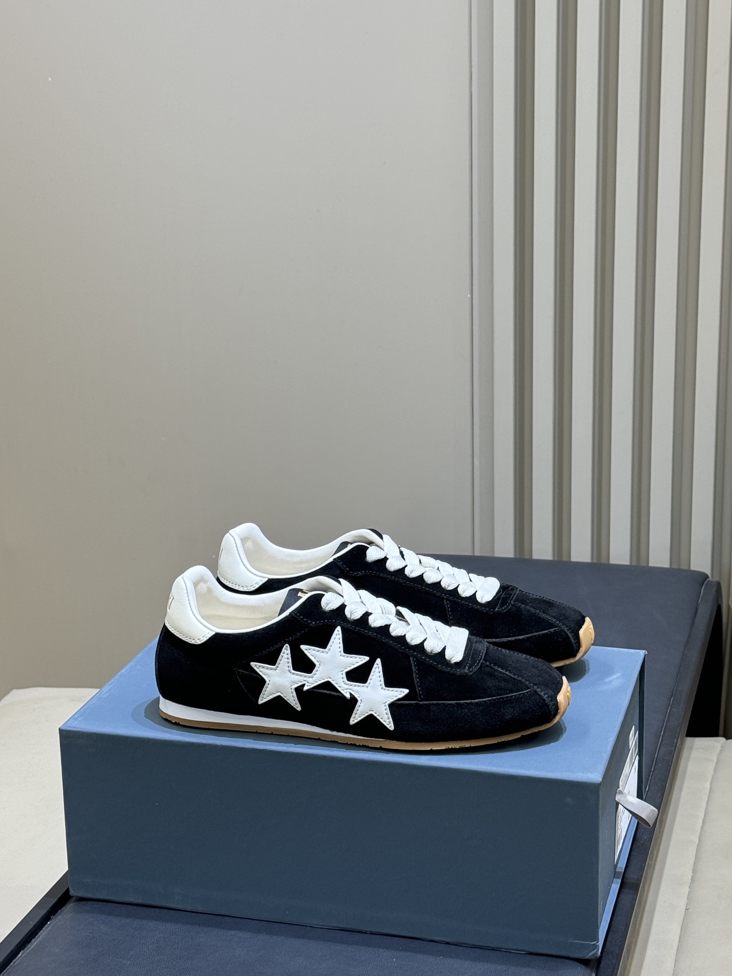 Amiri shoe
