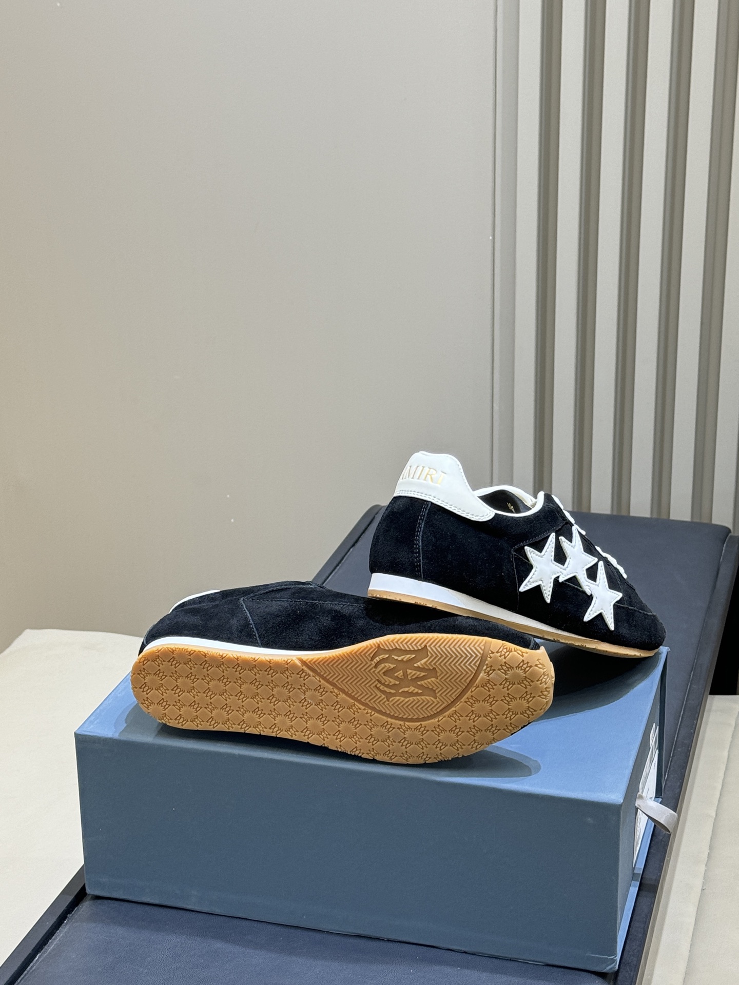 Amiri shoe
