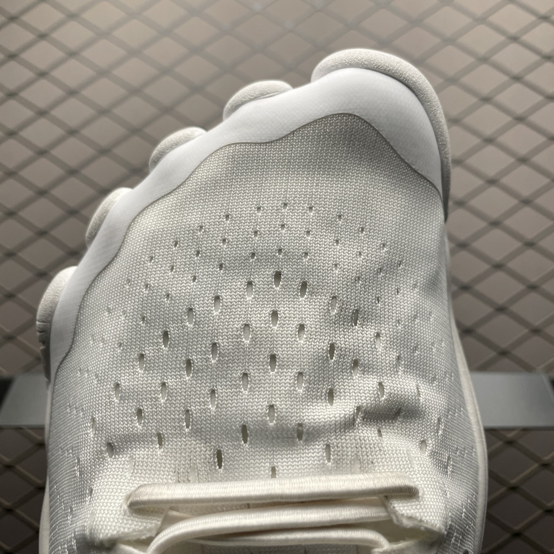 Balenciaga shoe
