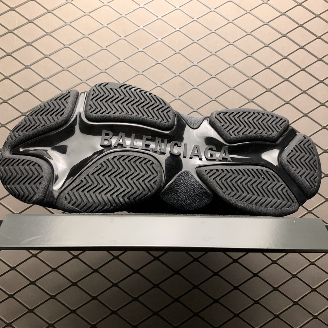 Balenciaga shoe