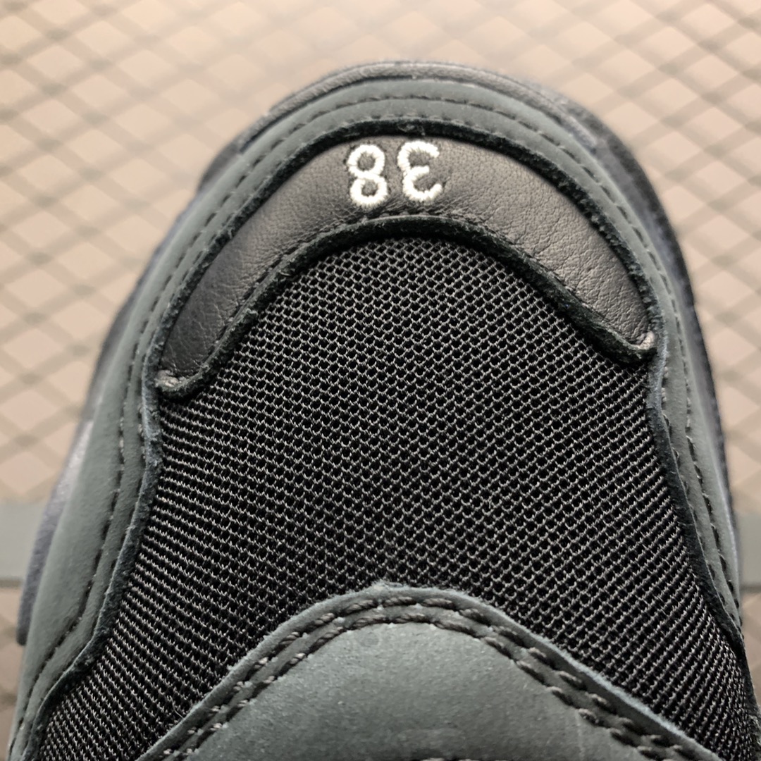 Balenciaga shoe