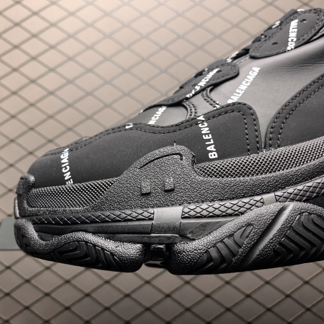 Balenciaga shoe
