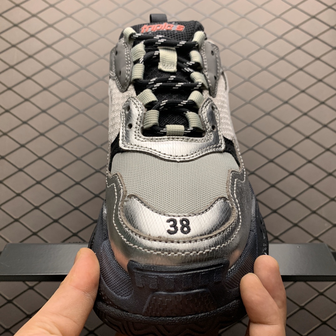 Balenciaga shoe
