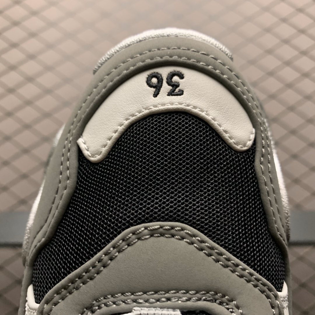 Balenciaga shoe
