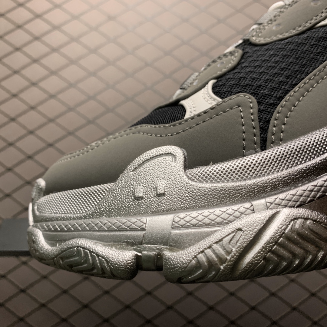 Balenciaga shoe