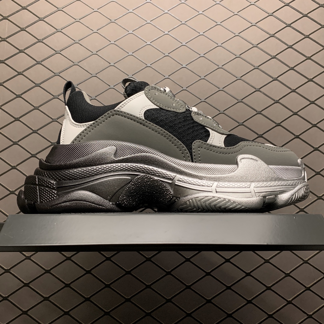 Balenciaga shoe