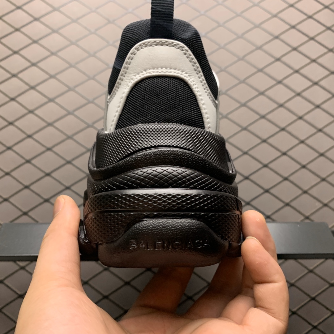 Balenciaga shoe