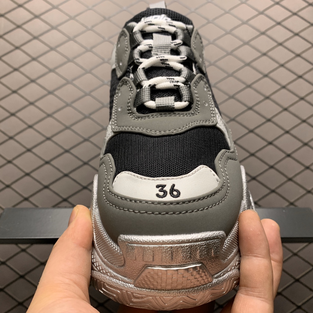 Balenciaga shoe