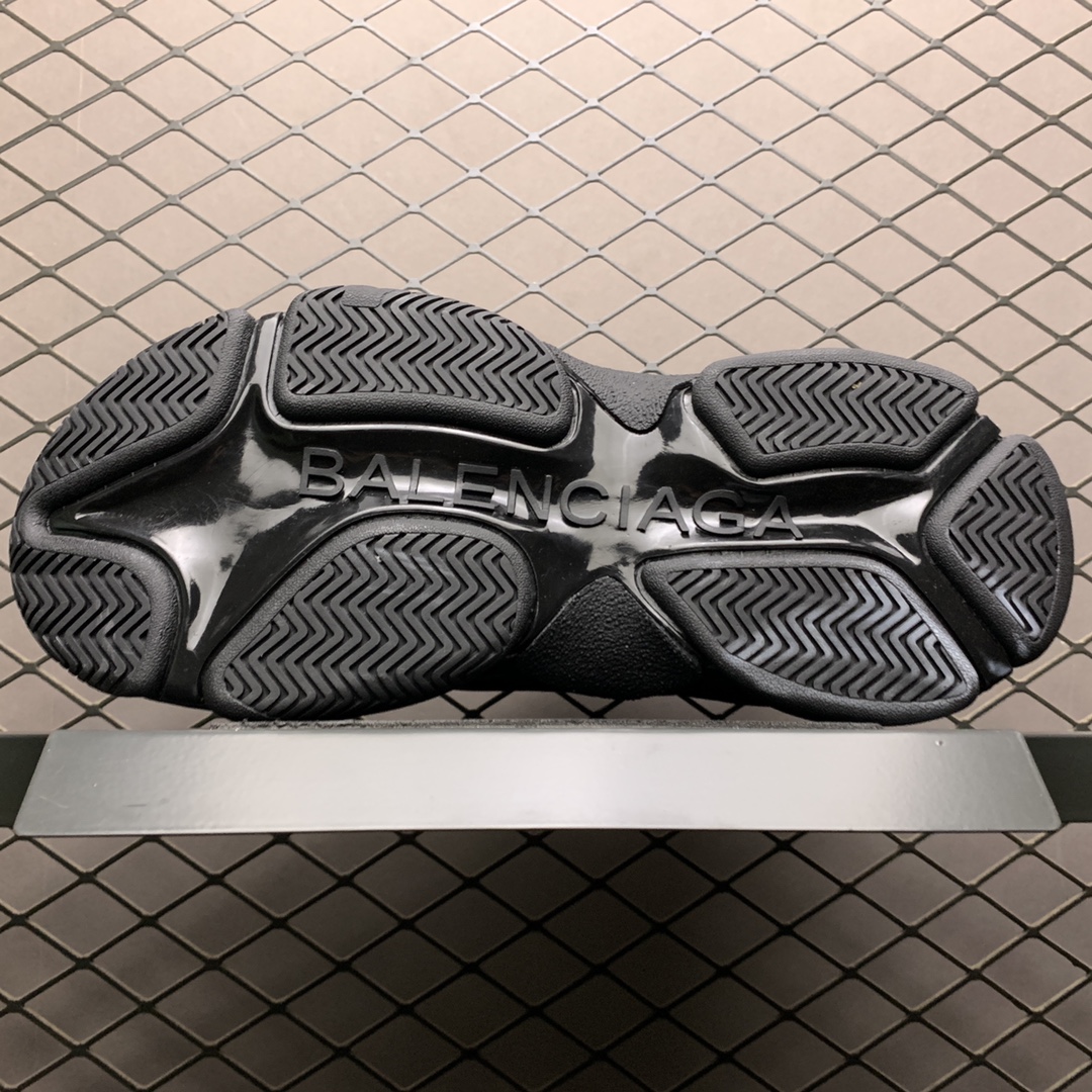 Balenciaga shoe