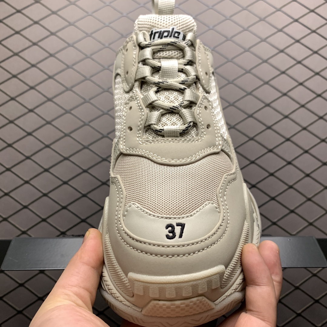 Balenciaga shoe