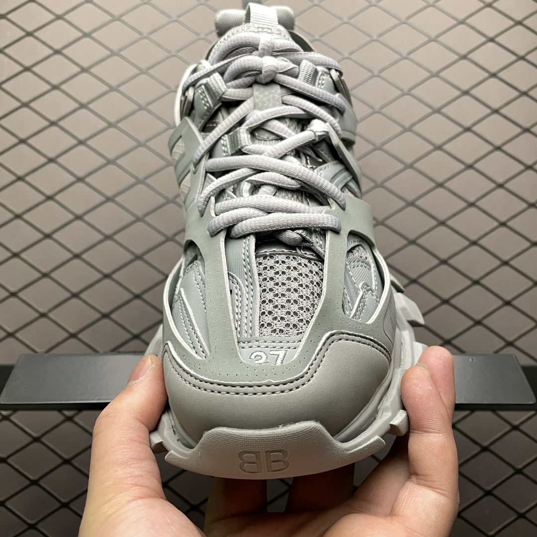 Balenciaga shoe