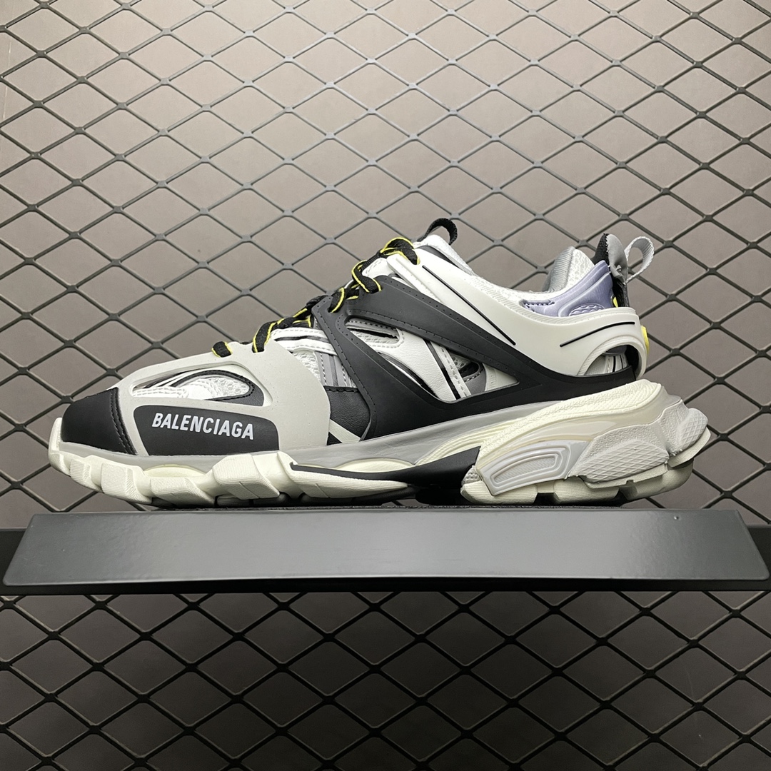 Balenciaga shoe