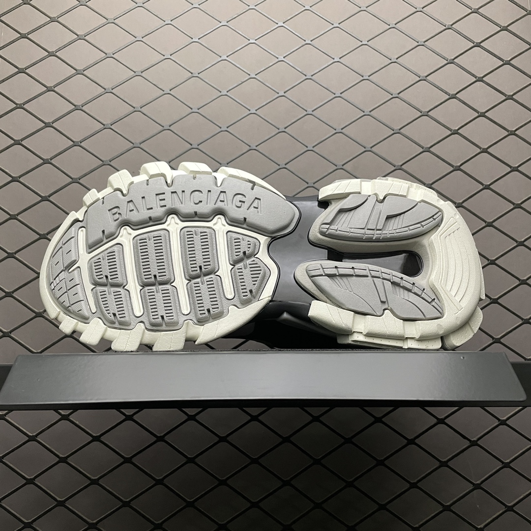Balenciaga shoe