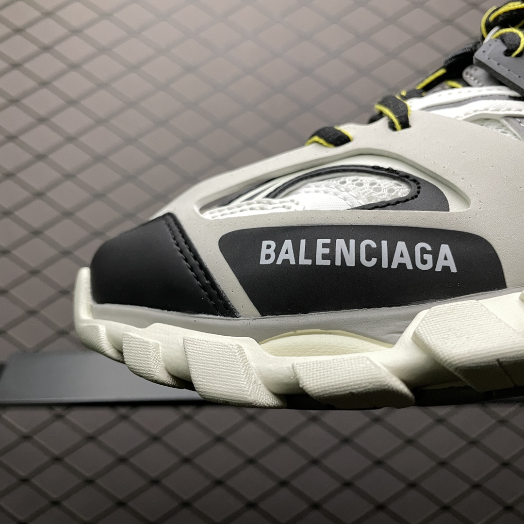 Balenciaga shoe