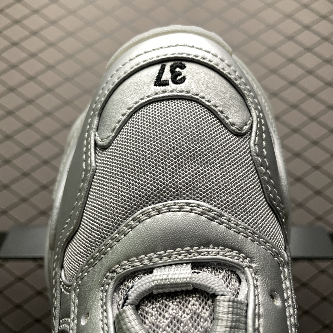 Balenciaga shoe