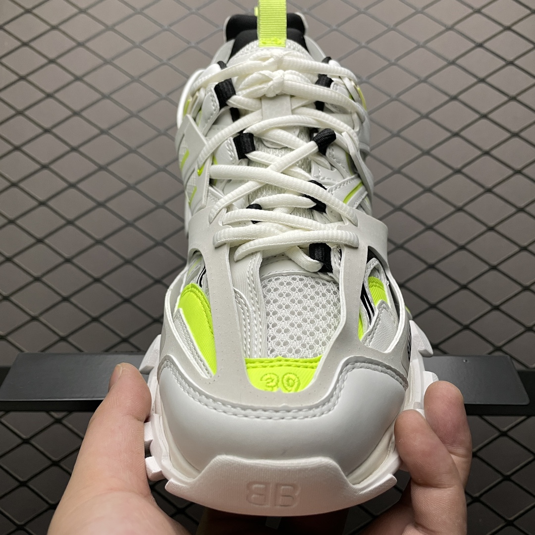 Balenciaga shoe