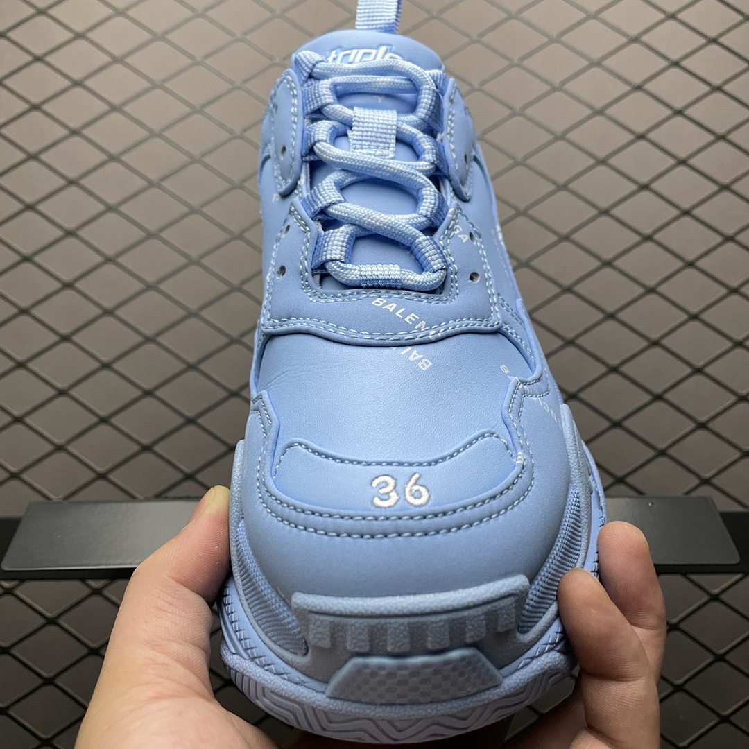 Balenciaga shoe