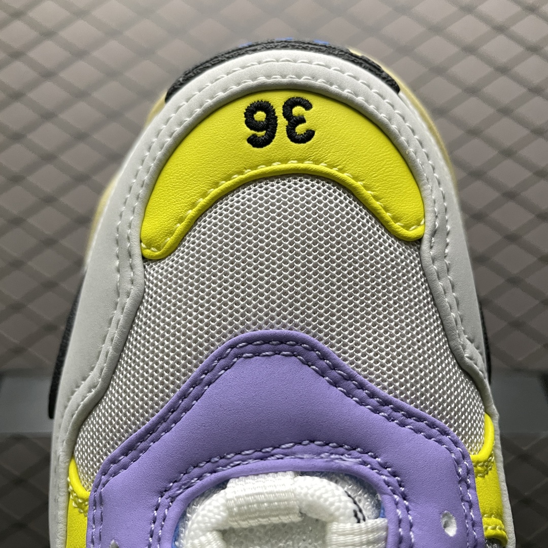 Balenciaga shoe
