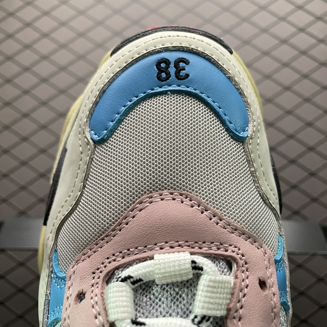 Balenciaga shoe