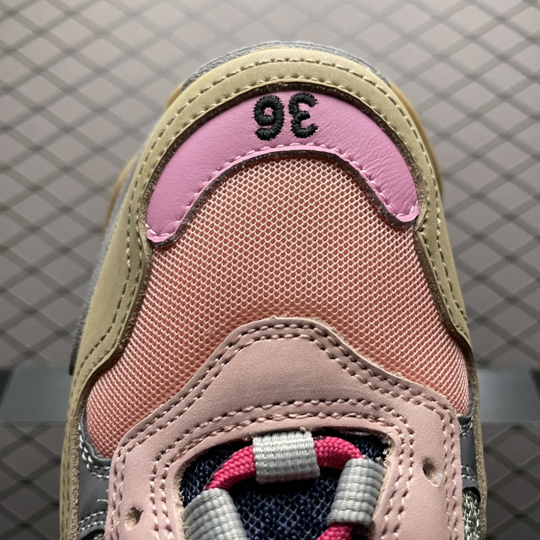 Balenciaga shoe
