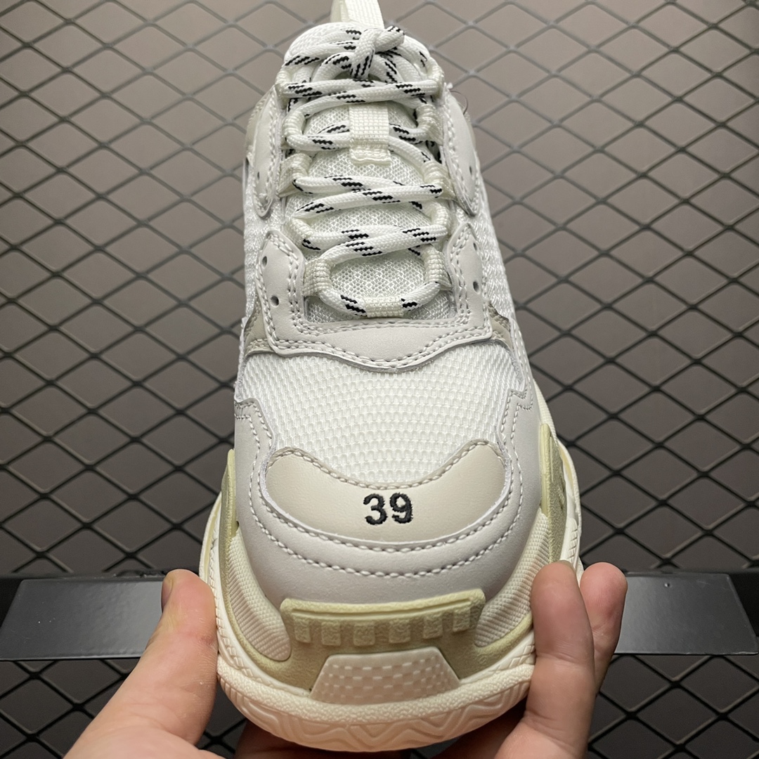 Balenciaga shoe