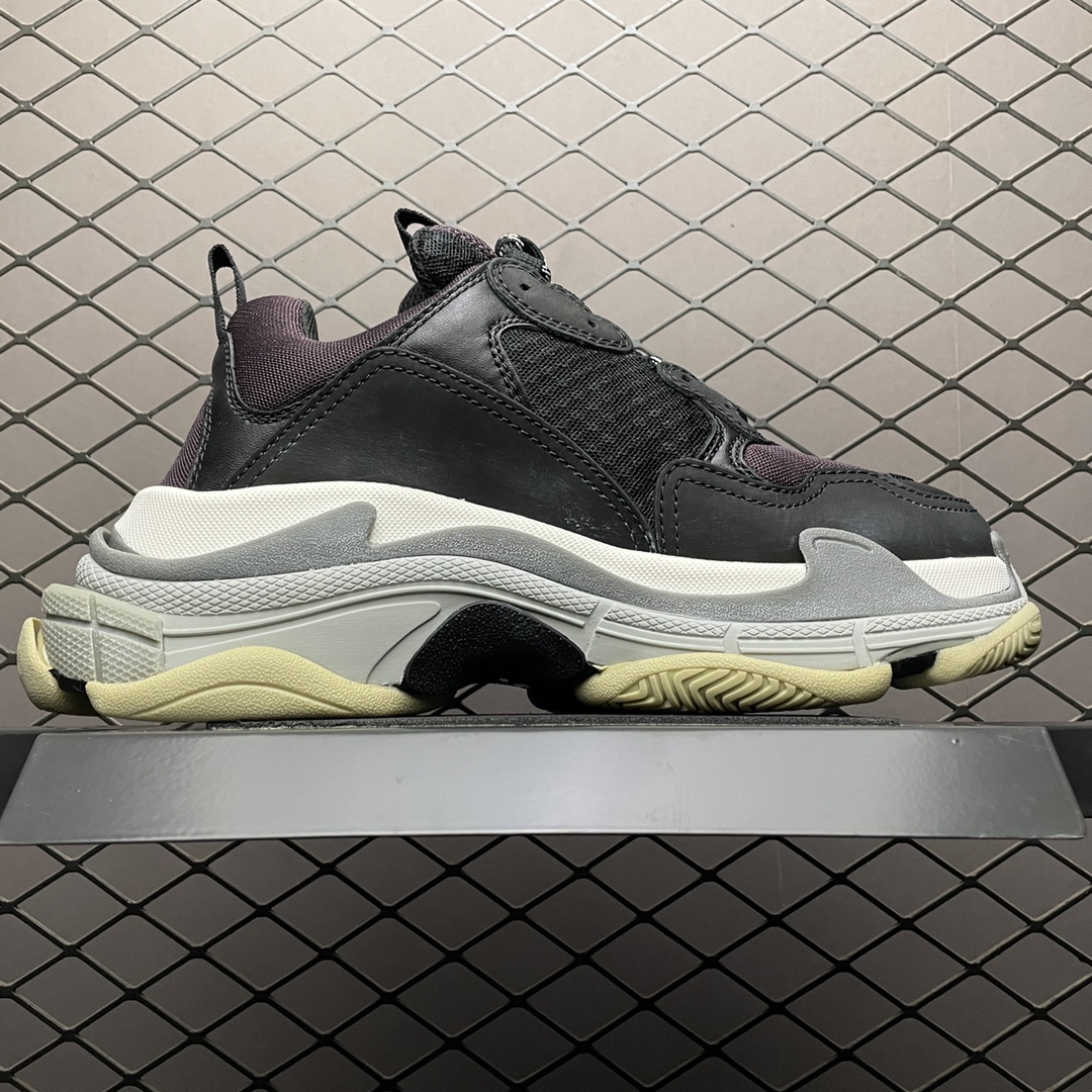 Balenciaga shoe