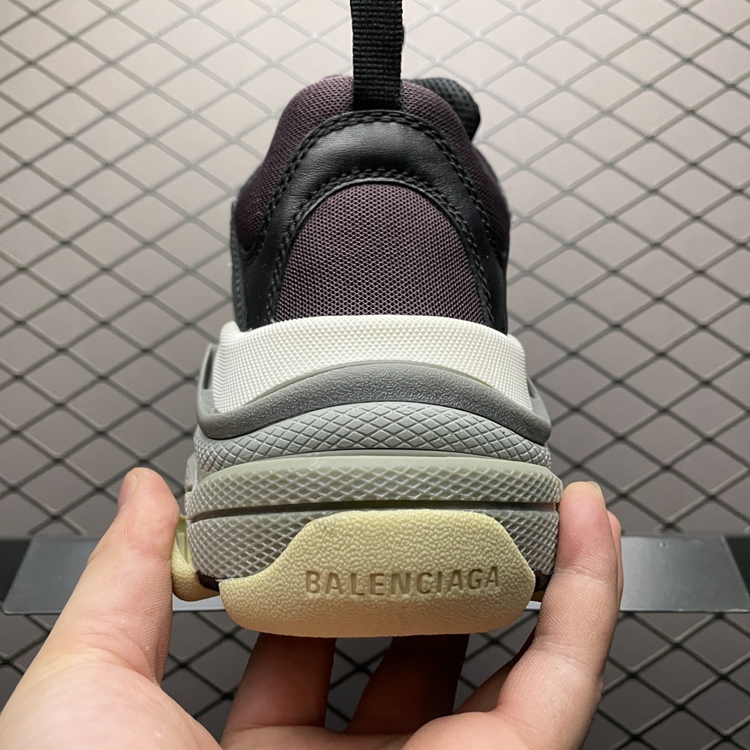 Balenciaga shoe