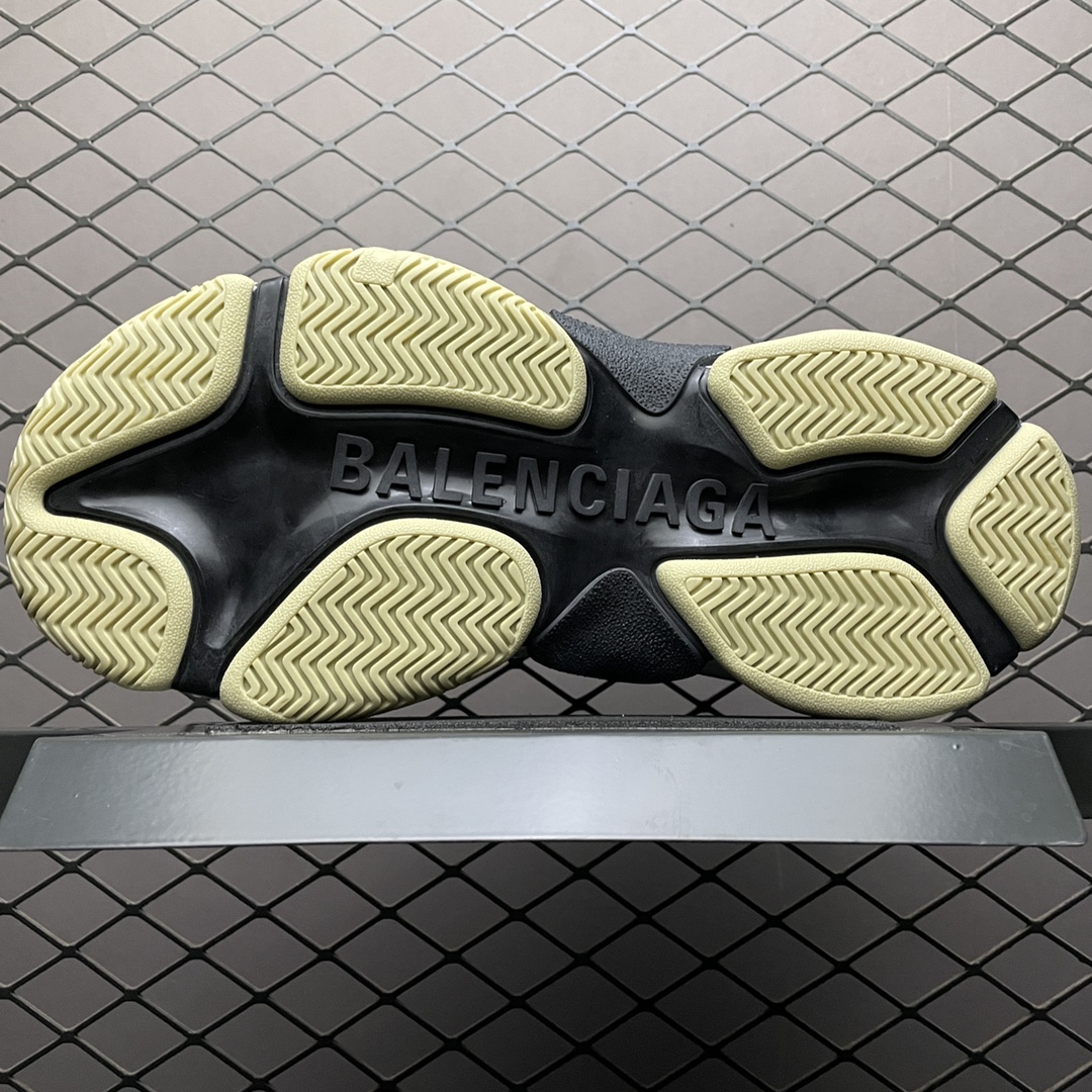Balenciaga shoe