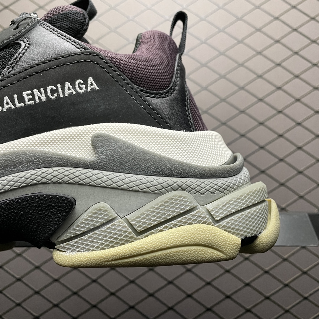 Balenciaga shoe