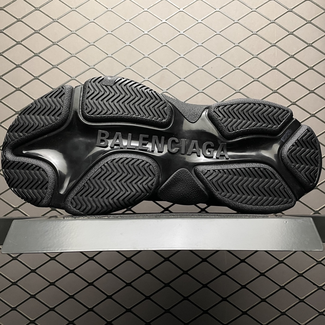 Balenciaga shoe