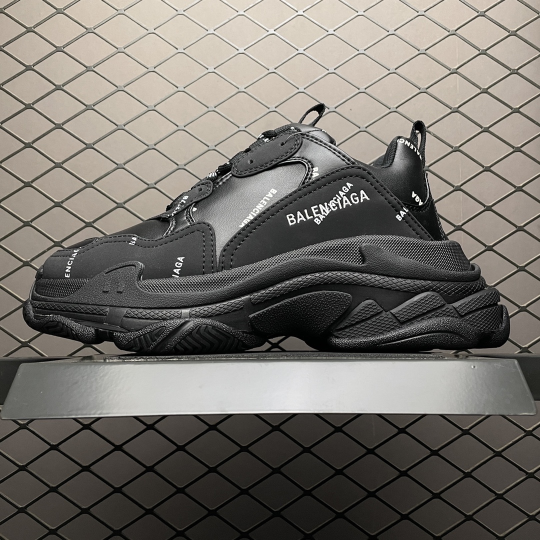 Balenciaga shoe