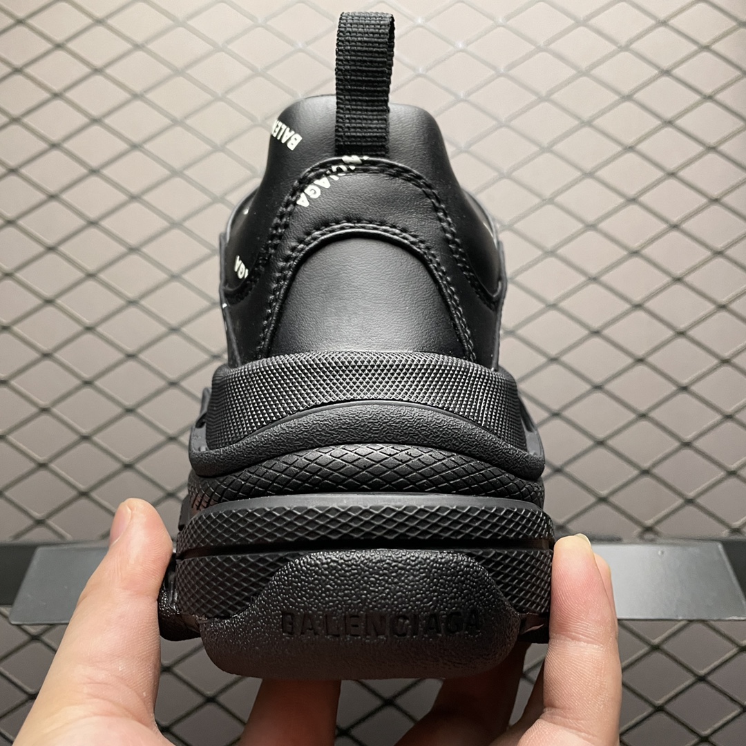 Balenciaga shoe
