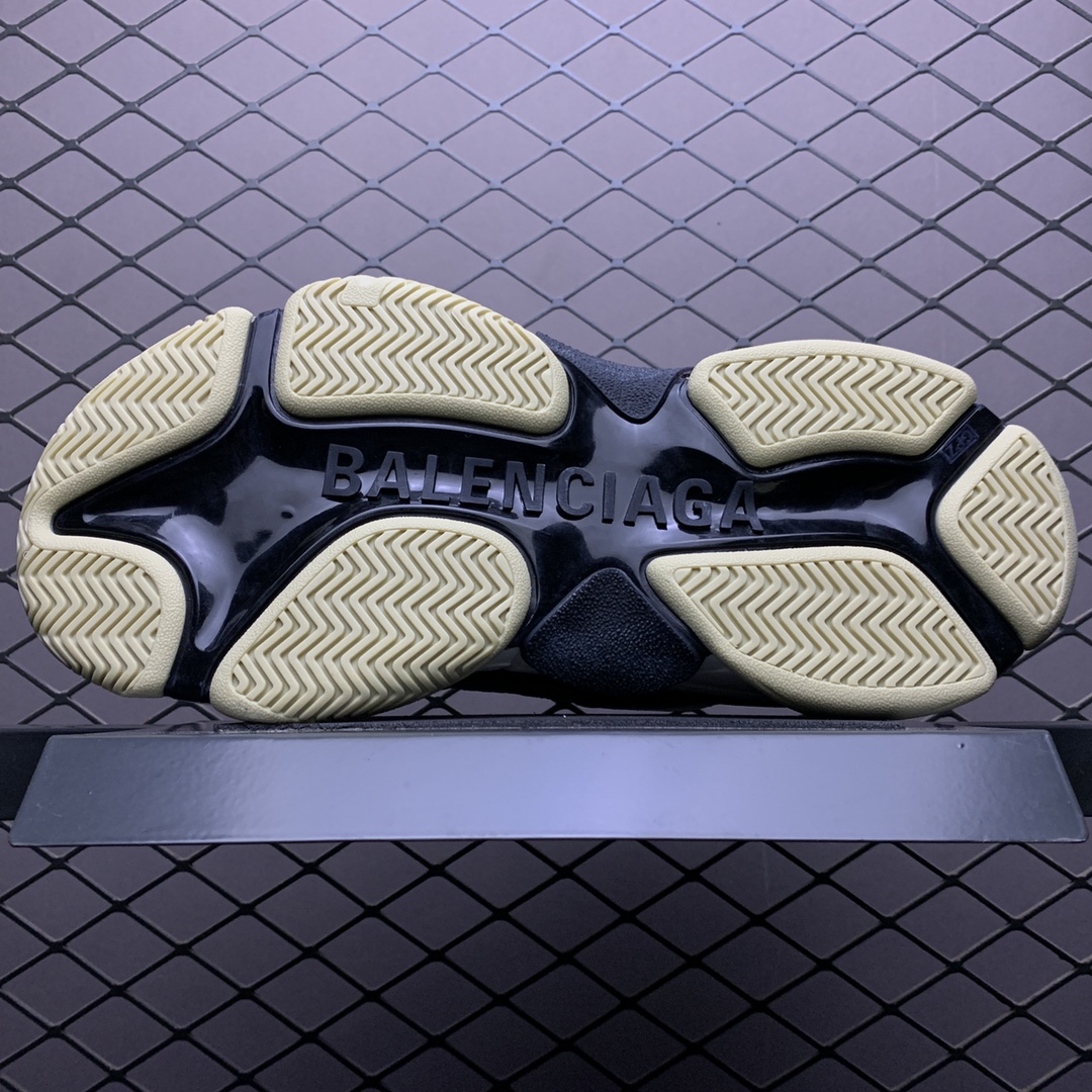 Balenciaga shoe