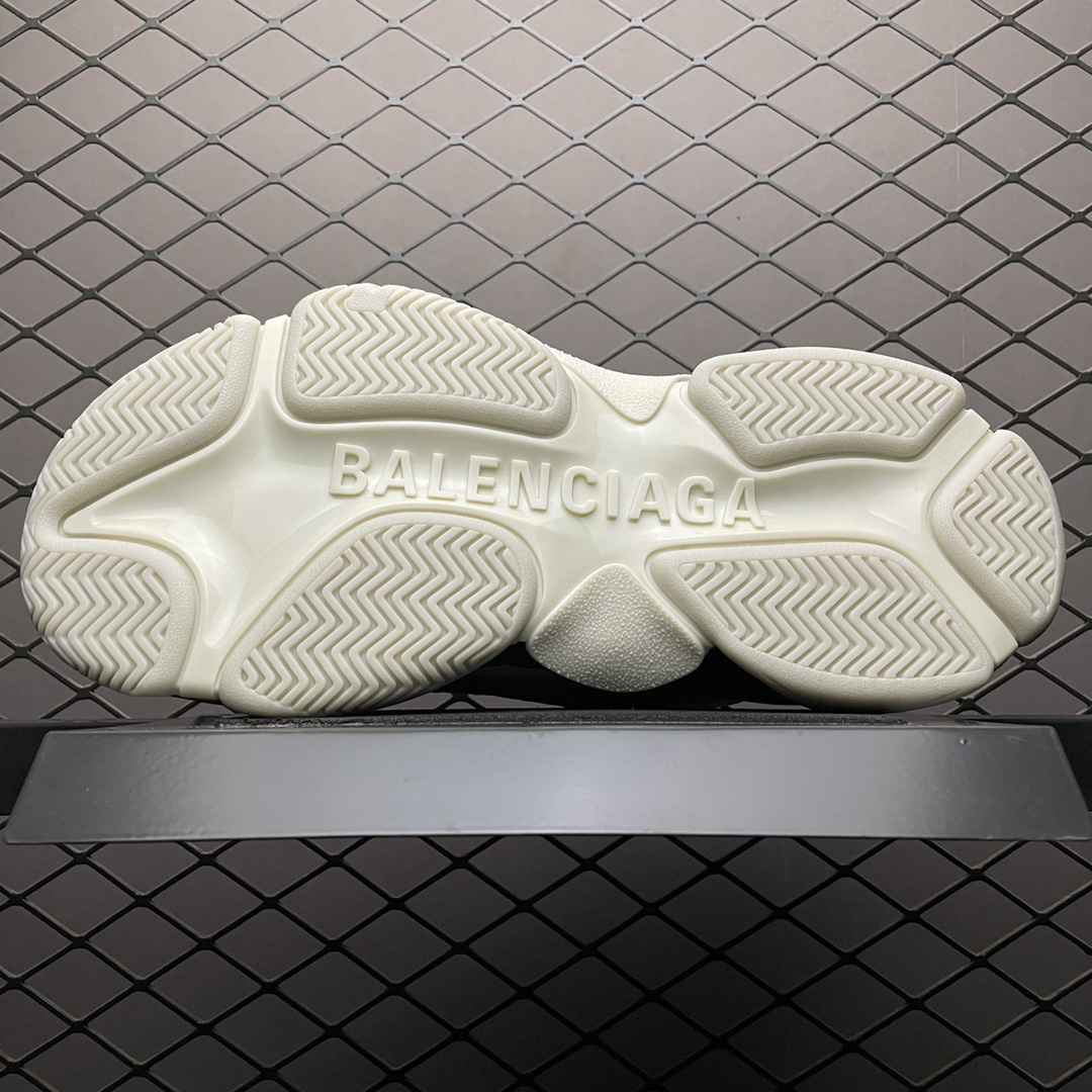 Balenciaga shoe