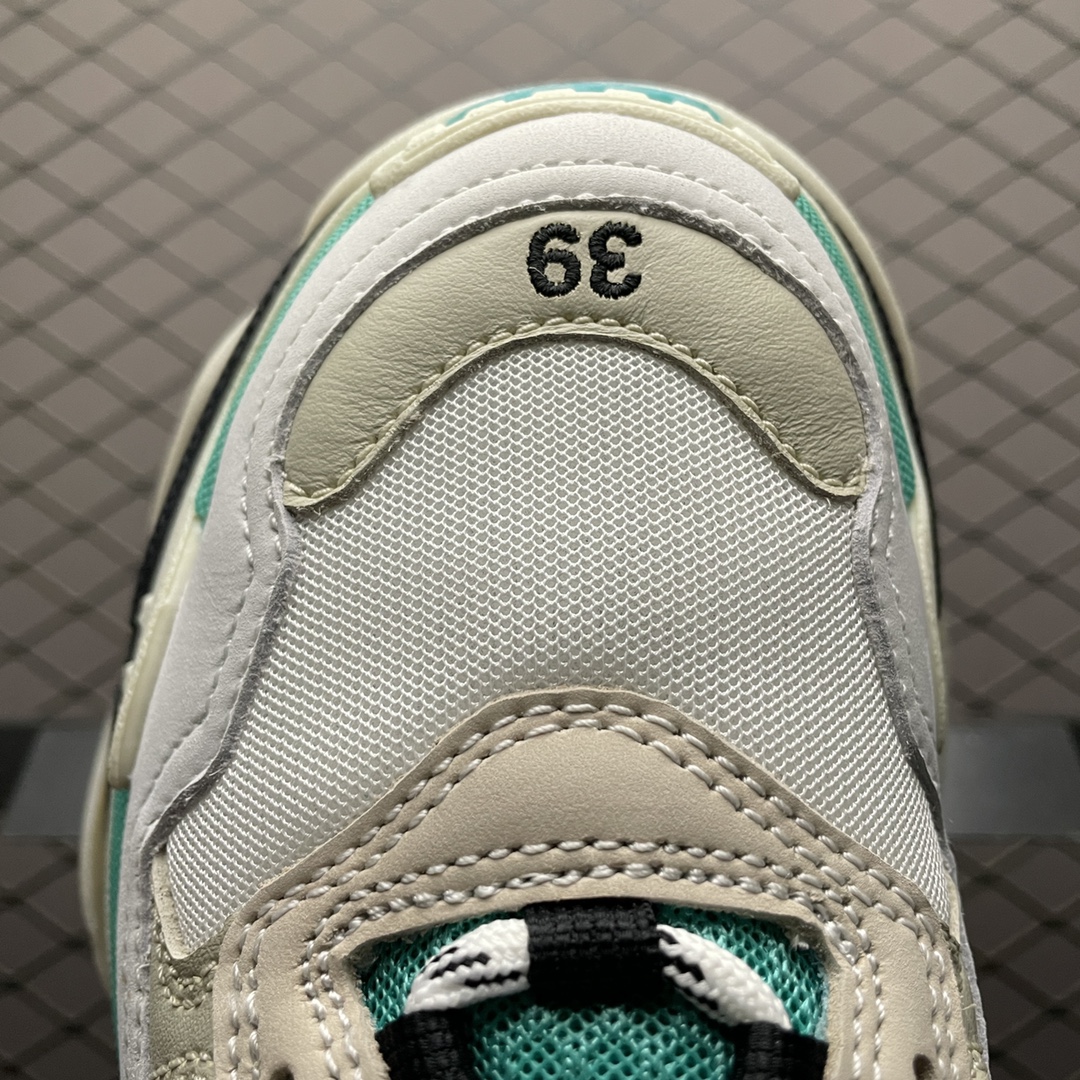 Balenciaga shoe