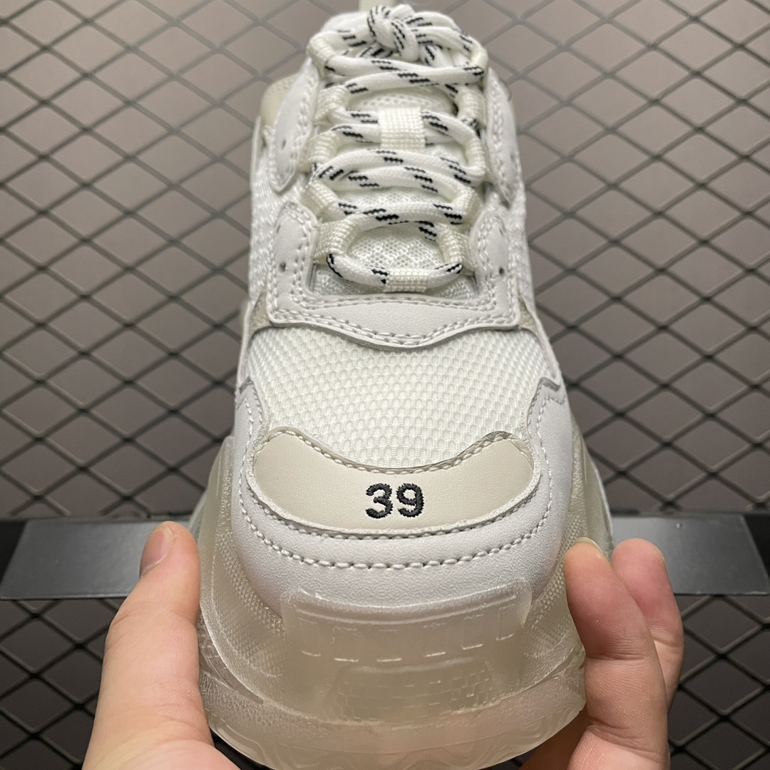 Balenciaga shoe