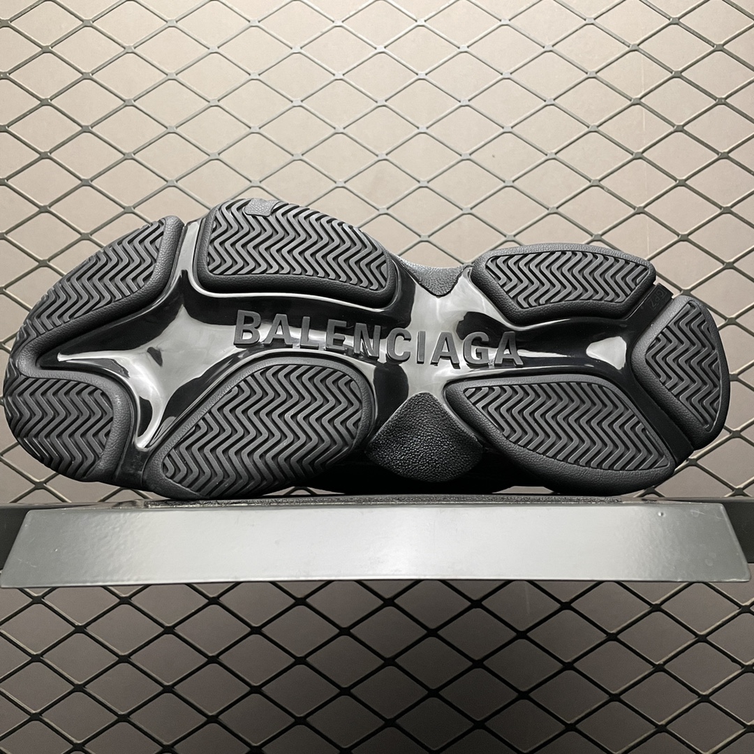 Balenciaga shoe