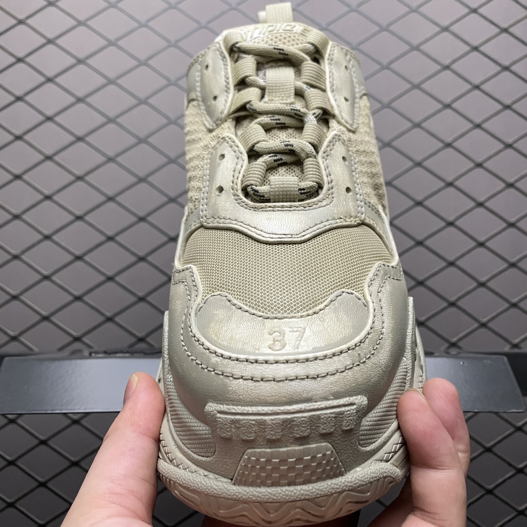 Balenciaga shoe