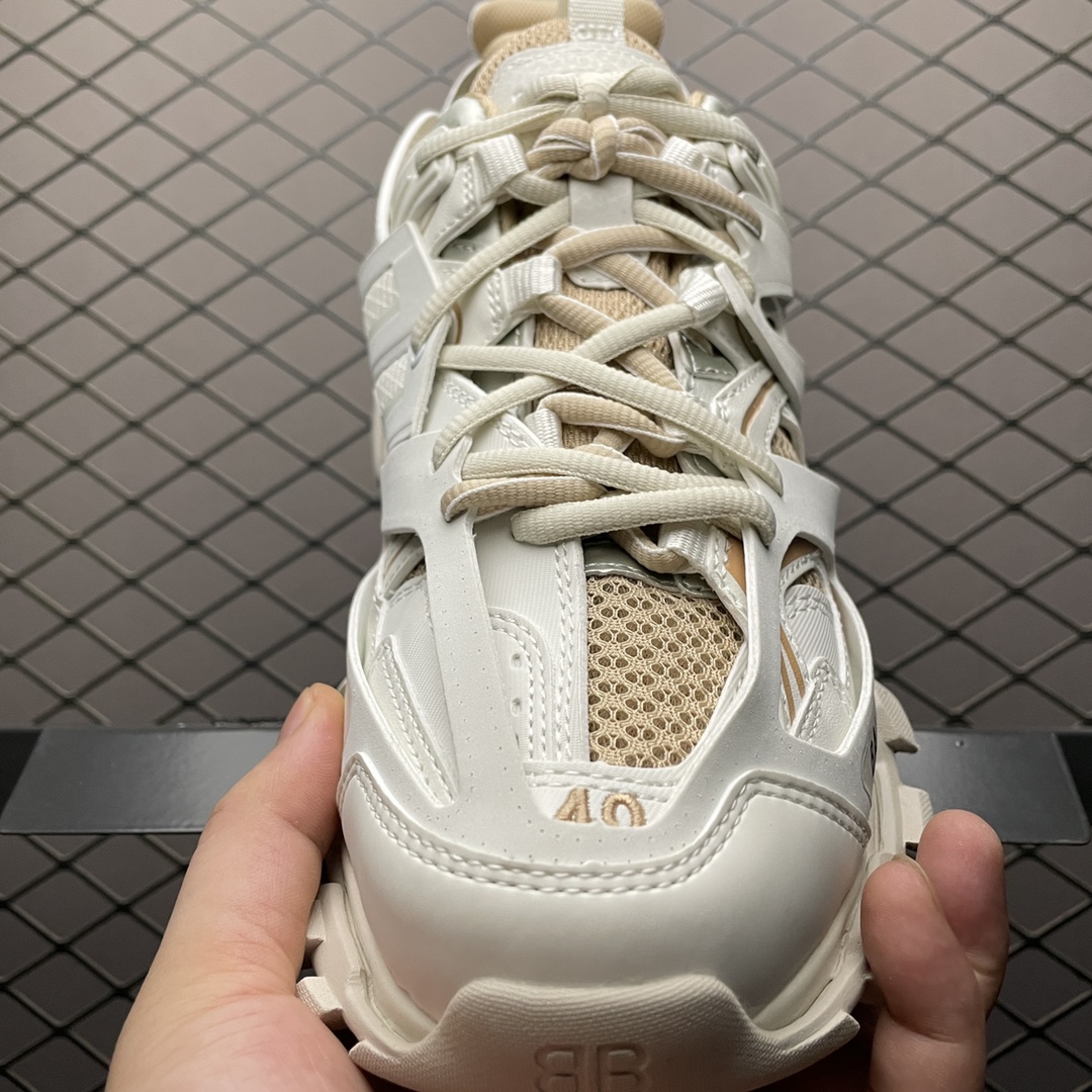 Balenciaga shoe