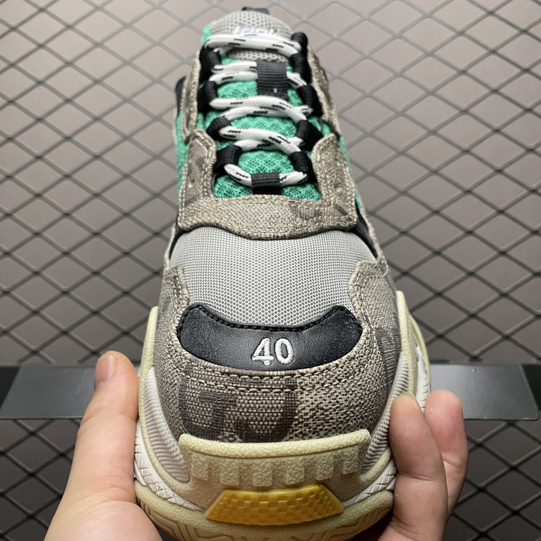 Balenciaga shoe