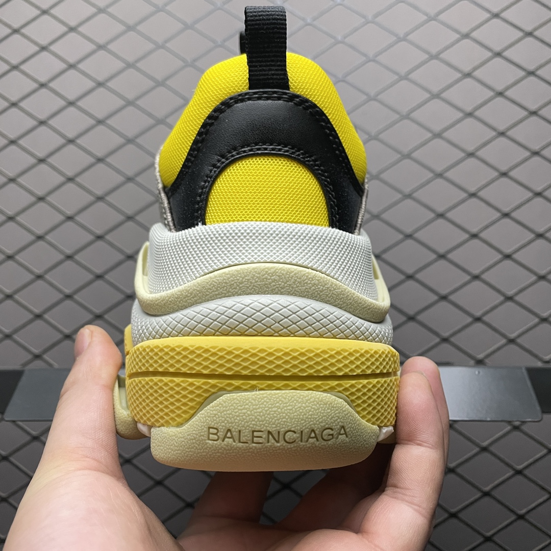Balenciaga shoe