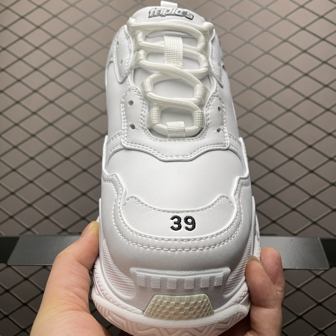 Balenciaga shoe